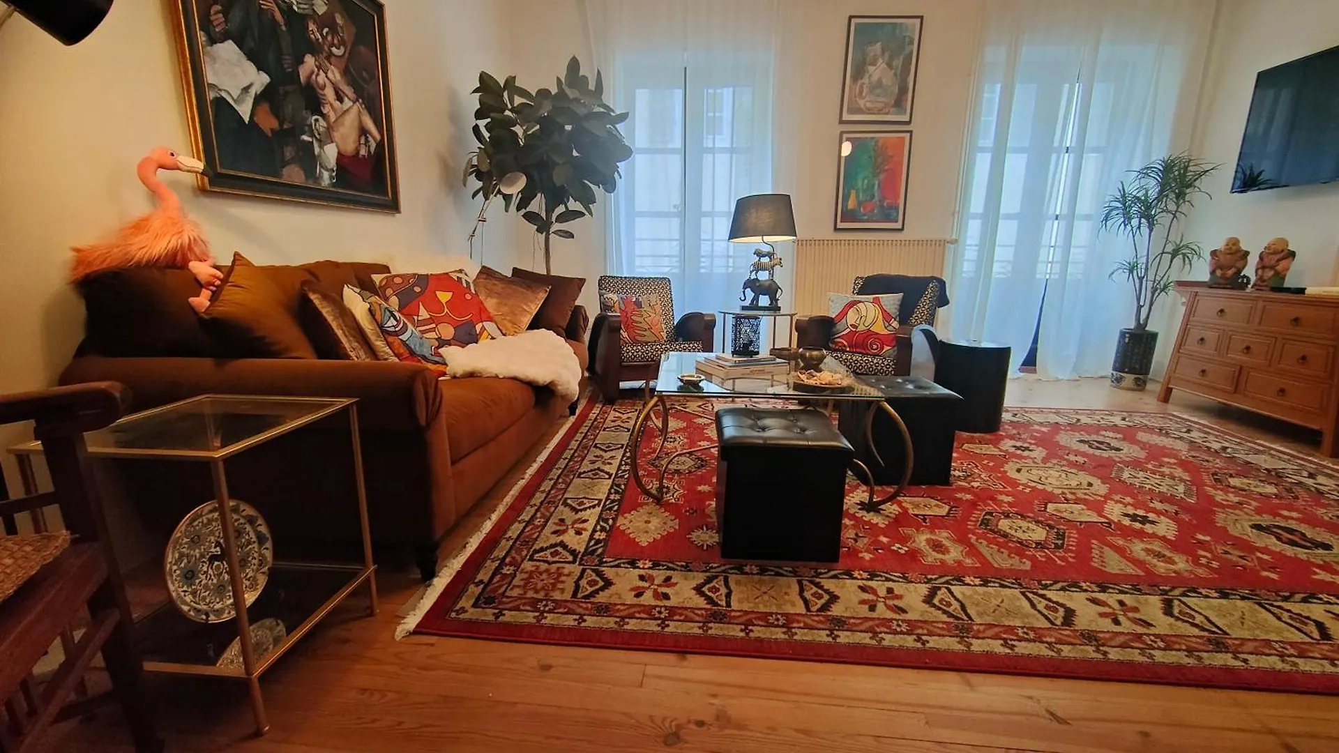 Le Coeur De Cahor! 2 Bedroom Luxury Rental 85M2. 卡奥尔