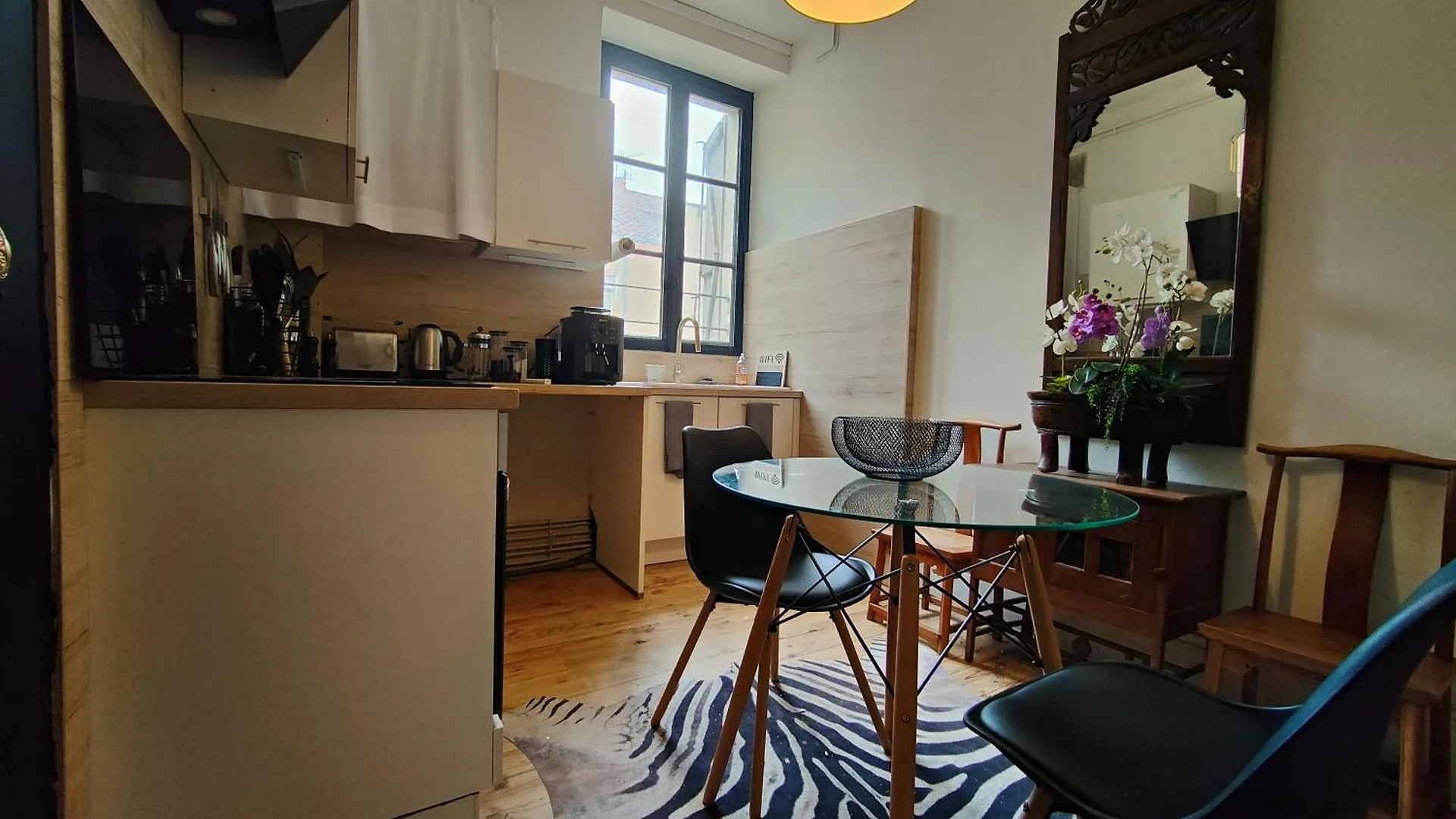 Le Coeur De Cahor! 2 Bedroom Luxury Rental 85M2. 卡奥尔 0*,  法国
