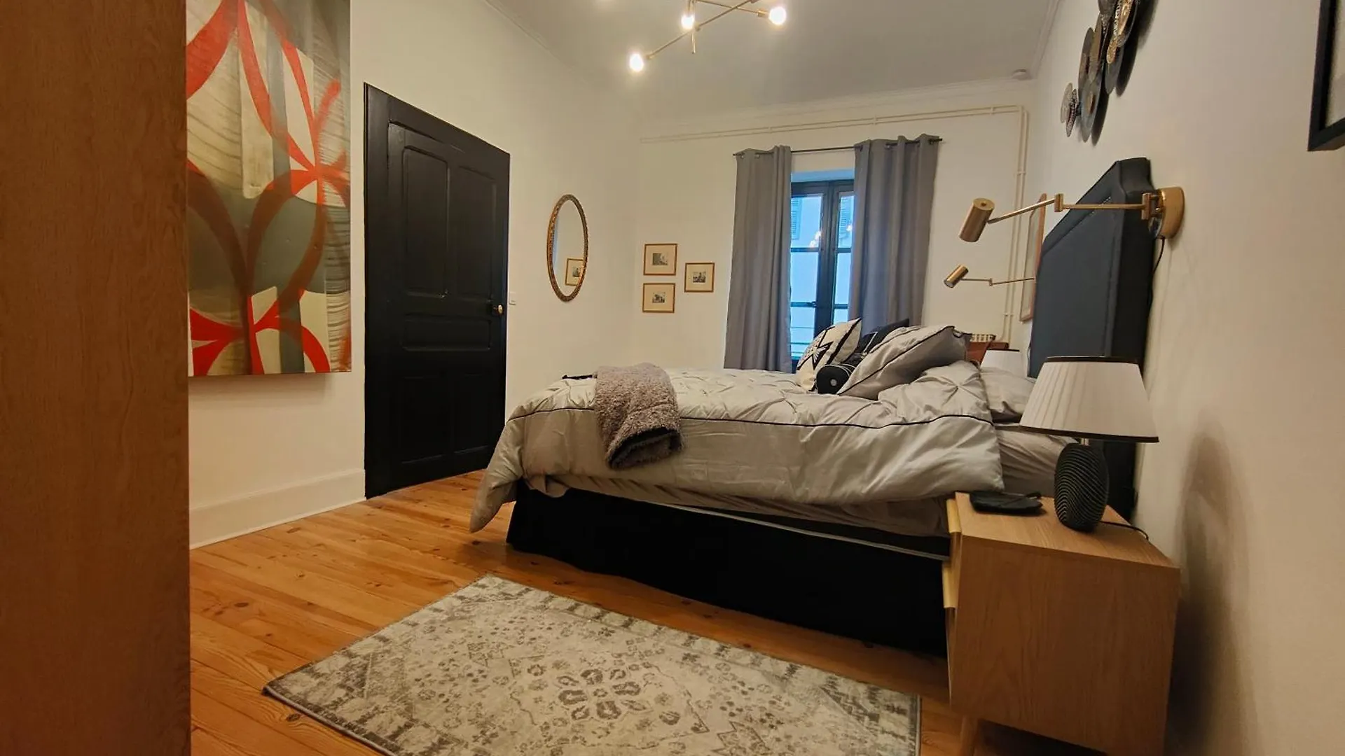 Le Coeur De Cahor! 2 Bedroom Luxury Rental 85M2. 卡奥尔 公寓