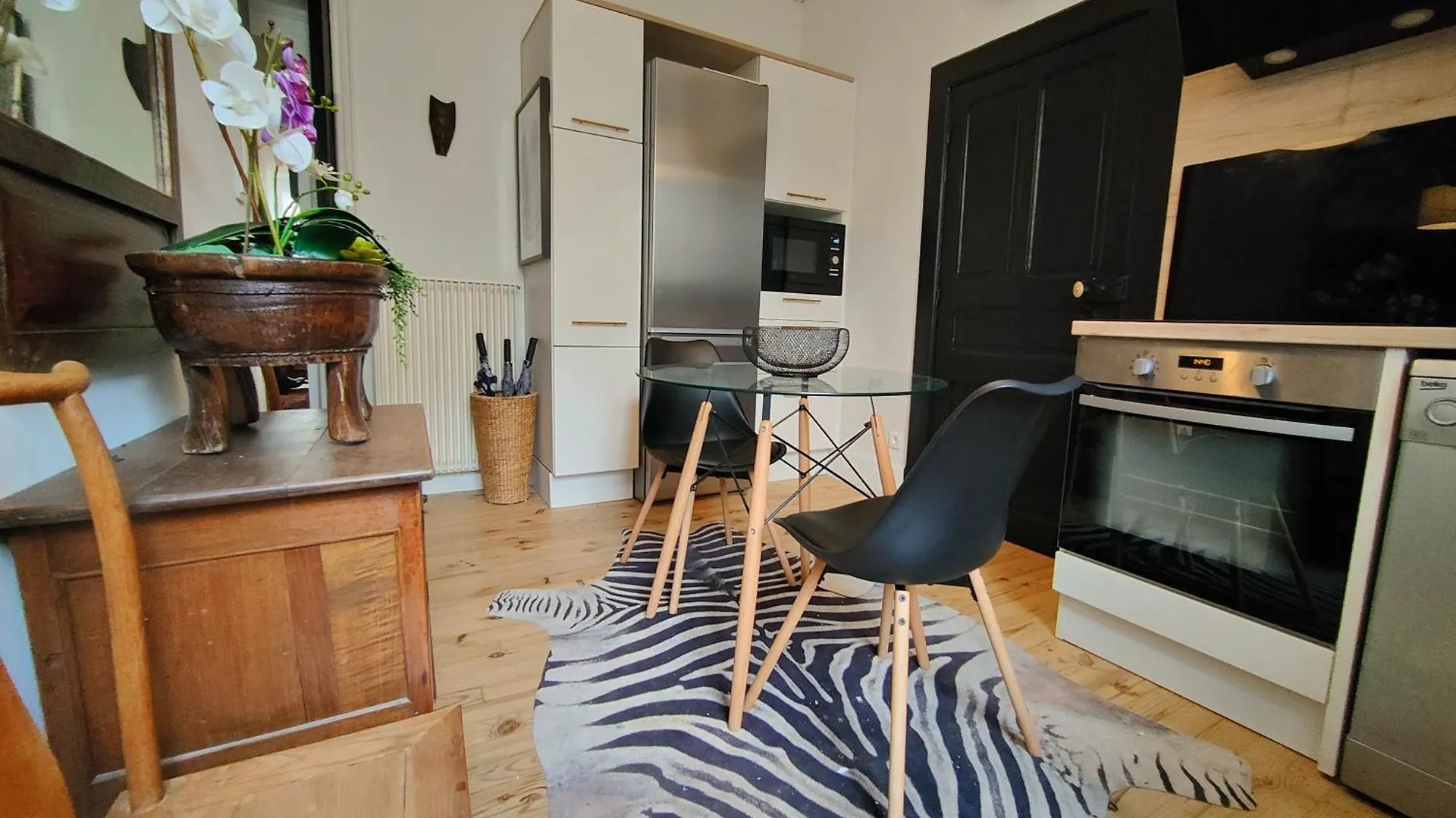 公寓 Le Coeur De Cahor! 2 Bedroom Luxury Rental 85M2. 卡奥尔
